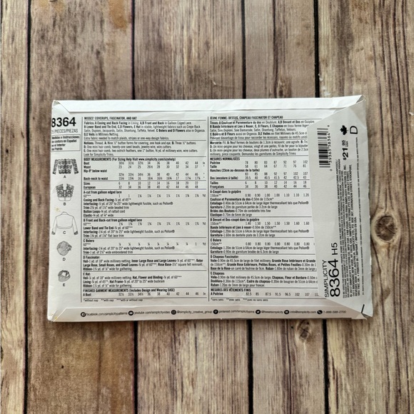 Simplicity Wedding Accessory Patterns - Picture 2 of 3